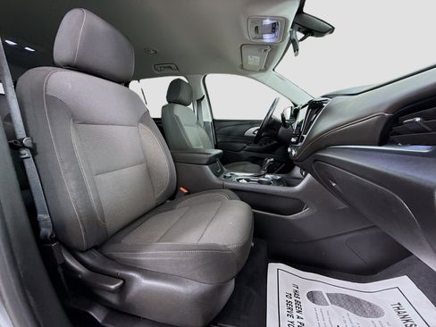 Used 2019 Chevrolet Traverse LT FWD image 29