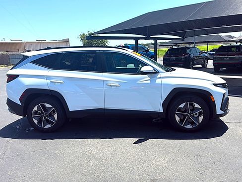 Used 2026 Hyundai Tucson SEL FWD image 3