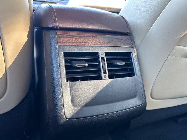 Used 2014 Toyota Avalon XLE Touring FWD image 39