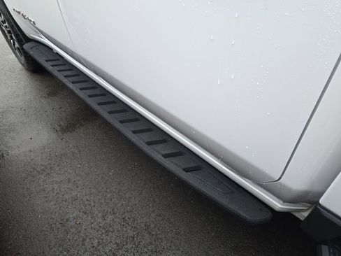 Used 2022 GMC Sierra 2500 AT4 w/ AT4 Premium Plus Package image 12