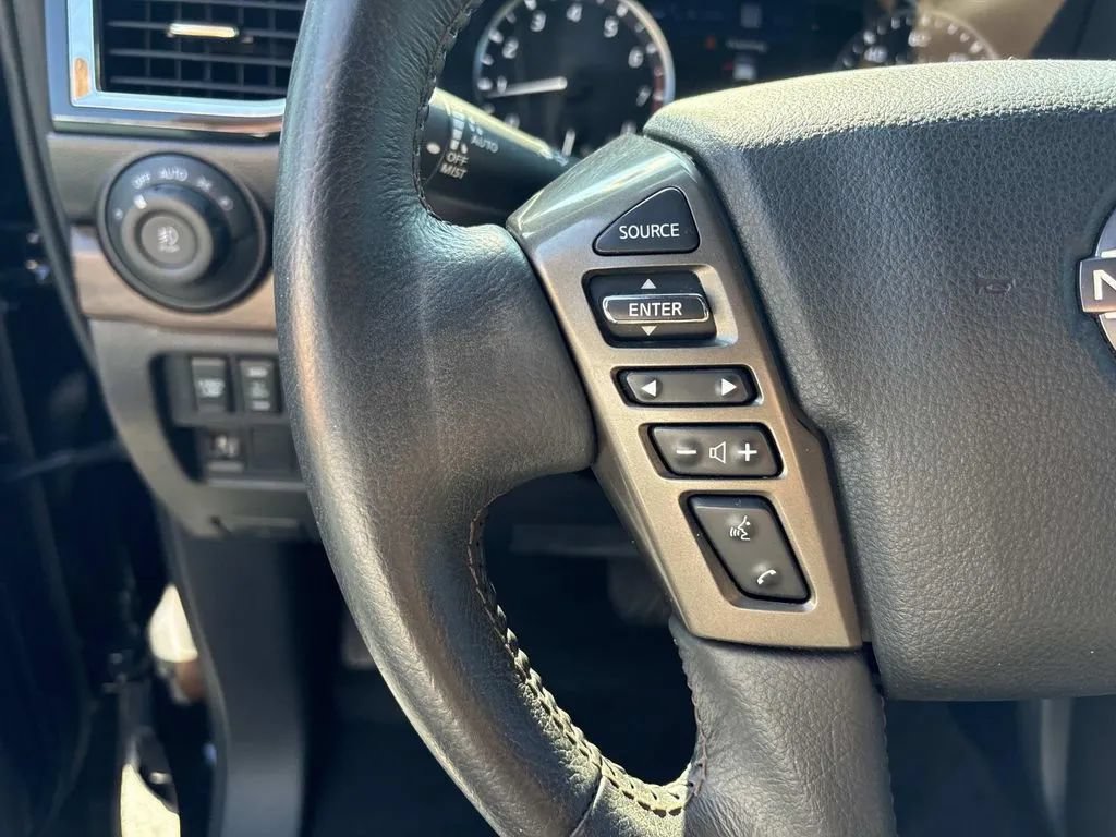 Used 2023 Nissan Titan Platinum Reserve w/ Moonroof Package AWD/4WD image 32
