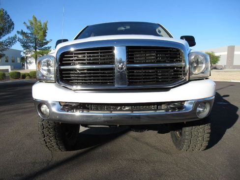 Used 2006 Dodge Ram 2500 Truck SLT w/ Quad Cab Big Horn Value Group image 3