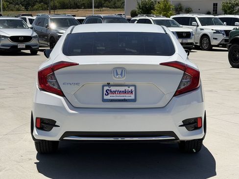 Used 2019 Honda Civic LX image 5
