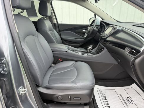 Used 2020 Buick Envision Essence image 17