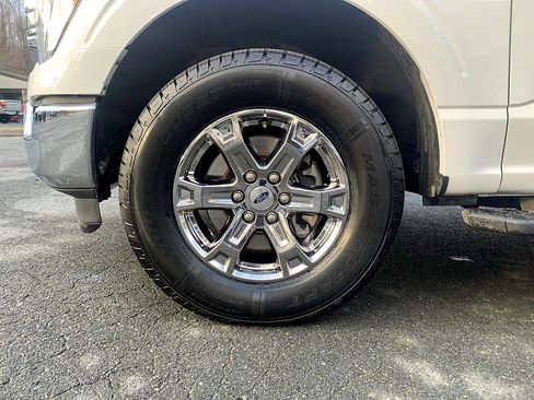 Used 2021 Ford F150 XLT w/ Equipment Group 302A High image 8