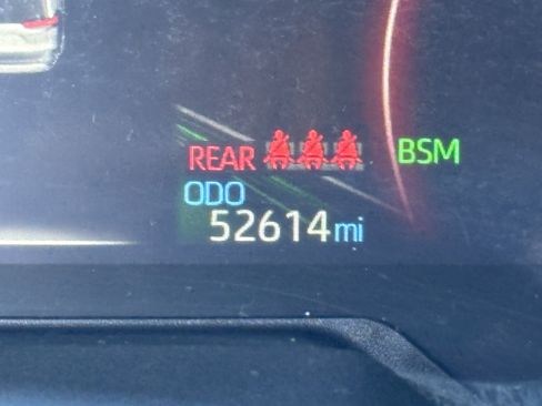 Used 2024 Toyota RAV4 XLE AWD/4WD image 28