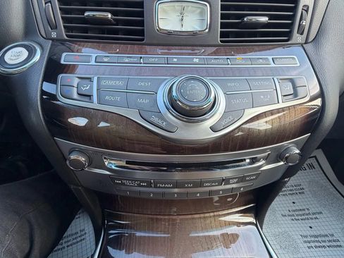 Used 2016 INFINITI Q70 L 3.7 w/ Deluxe Touring Package image 30