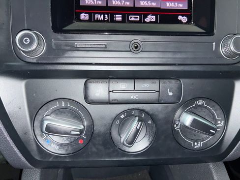 Used 2018 Volkswagen Jetta S w/ Cold Weather Package image 30