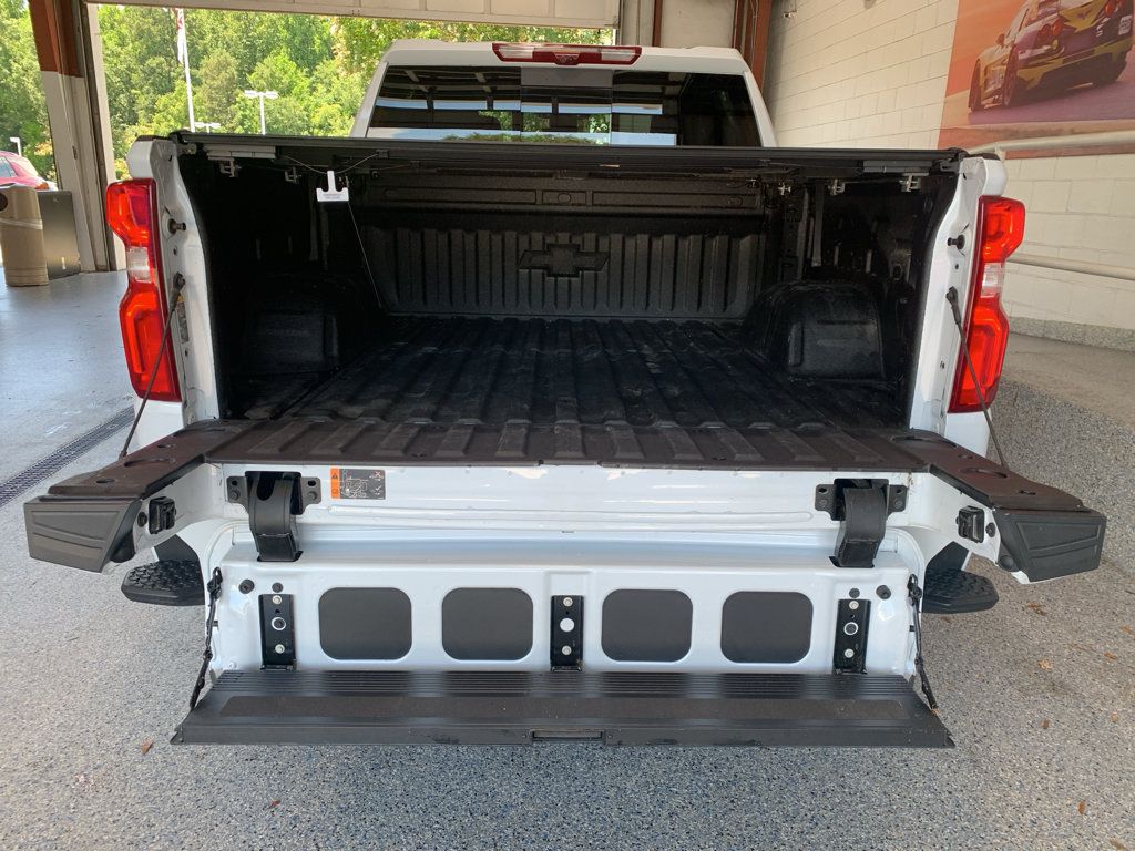 Used 2026 Chevrolet Silverado 1500 High Country AWD/4WD image 8
