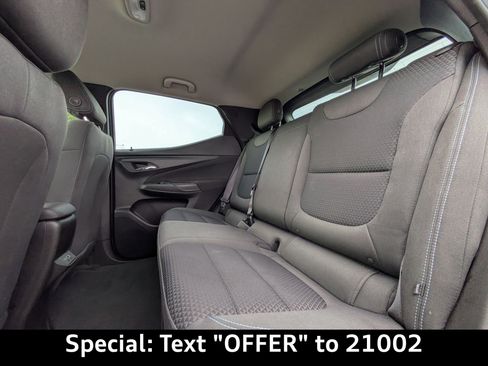 Used 2023 Chevrolet Bolt EUV LT image 14