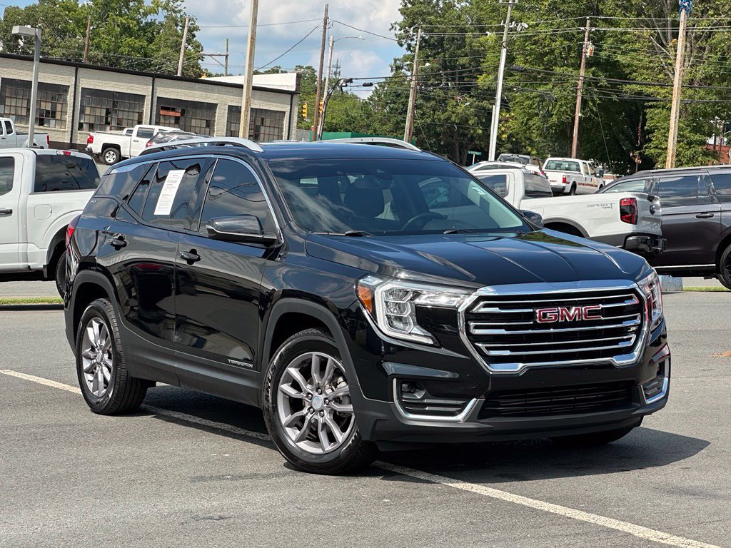 Used 2024 GMC Terrain SLT FWD image 47