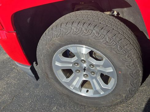 Used 2018 Chevrolet Silverado 1500 LT w/ All Star Edition image 4