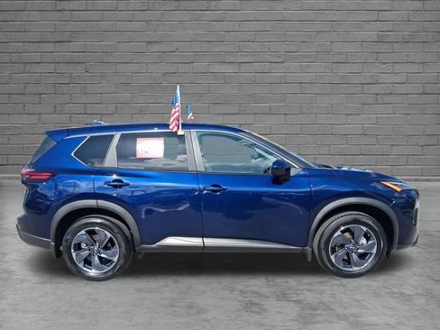 Used 2026 Nissan Rogue SV FWD image 12