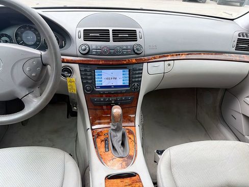 Used 2005 Mercedes-Benz E 320 Sedan image 18