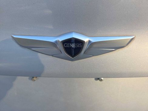 Used 2015 Hyundai Genesis 3.8 w/ Option Group 03 RWD image 15