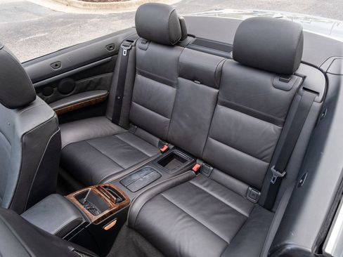 Used 2008 BMW 328i Convertible image 23