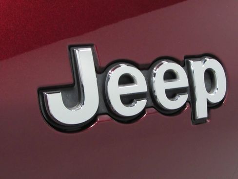 Used 2021 Jeep Grand Cherokee L Limited AWD/4WD image 38