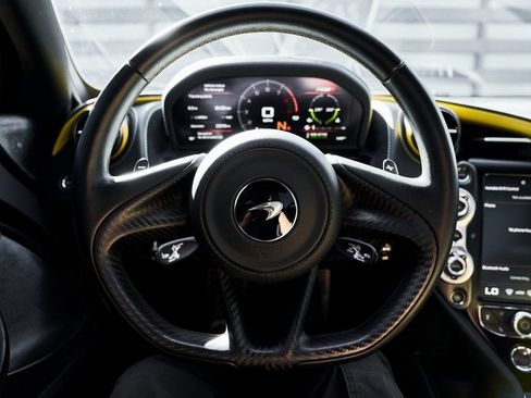 Used 2019 McLaren 720S RWD image 47