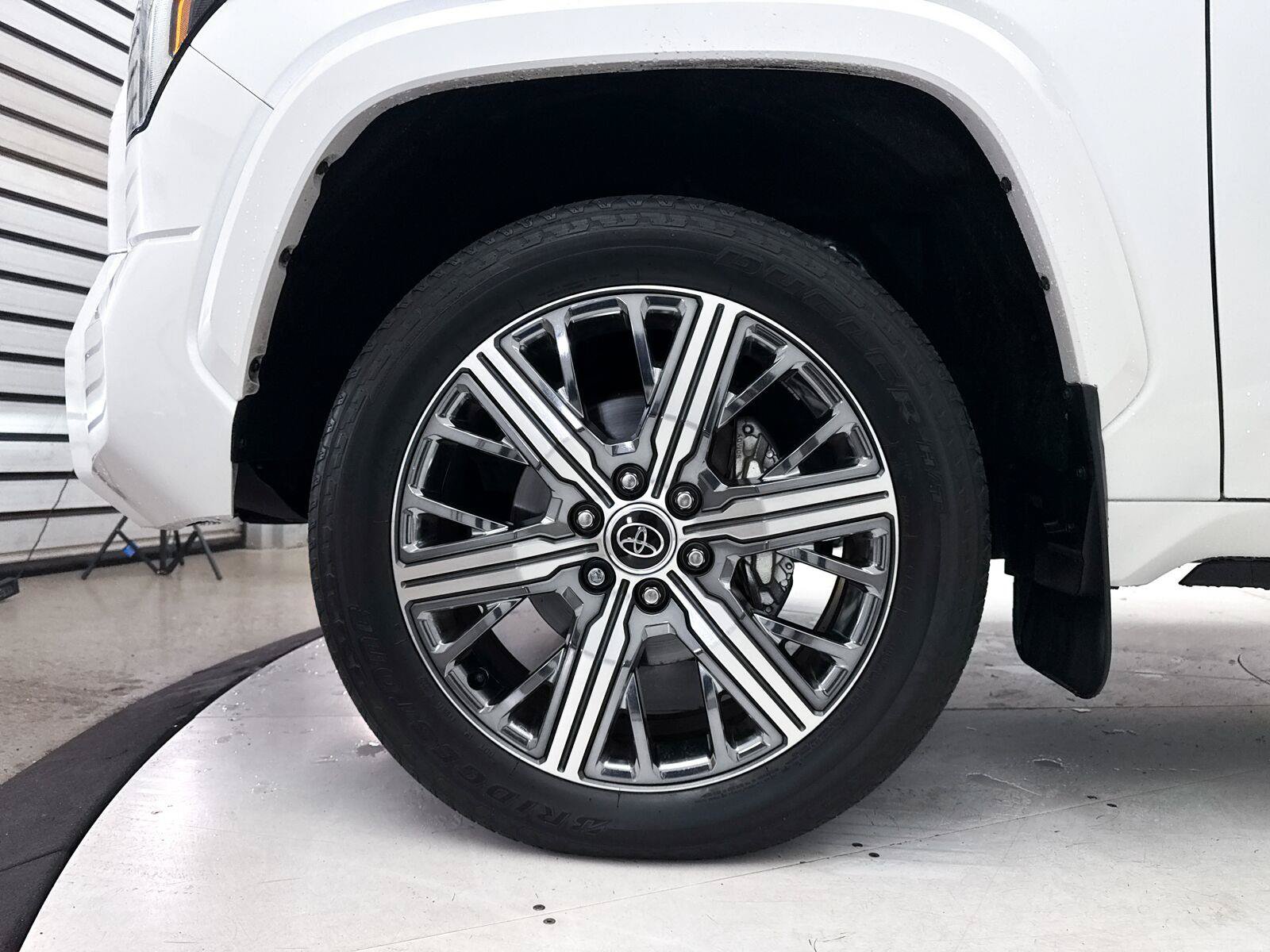 Used 2024 Toyota Tundra Capstone AWD/4WD image 16