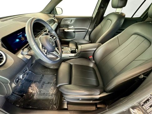 Used 2022 Mercedes-Benz GLB 250 4MATIC image 19