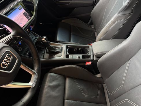 Used 2021 Audi Q3 2.0T Premium Plus image 12
