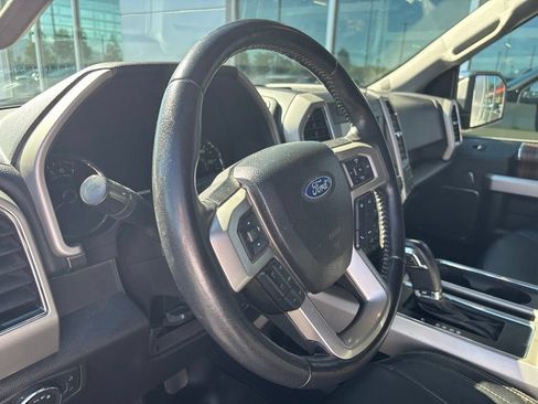 Used 2020 Ford F150 Lariat AWD/4WD image 7