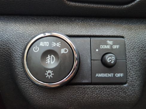 Used 2014 Chevrolet Traverse LT AWD/4WD image 35