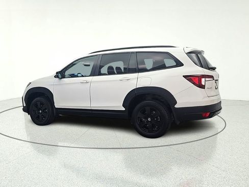 Used 2022 Honda Pilot TrailSport image 5