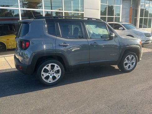 Used 2022 Jeep Renegade Limited AWD/4WD image 3