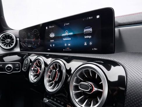 Used 2022 Mercedes-Benz CLA 35 AMG 4MATIC image 20