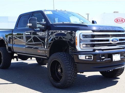 Used 2023 Ford F350 Limited w/ FX4 Off-Road Package AWD/4WD image 7