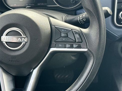 Used 2023 Nissan Versa SV image 13