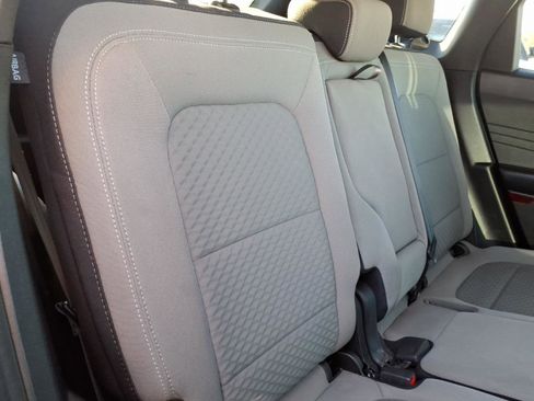 Certified 2022 Ford Escape SE w/ SE Sport Appearance Package image 15