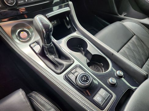 Used 2023 Nissan Maxima Platinum w/ Sport Mat Group FWD image 27