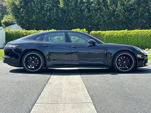 Certified 2023 Porsche Panamera Platinum Edition RWD image 9