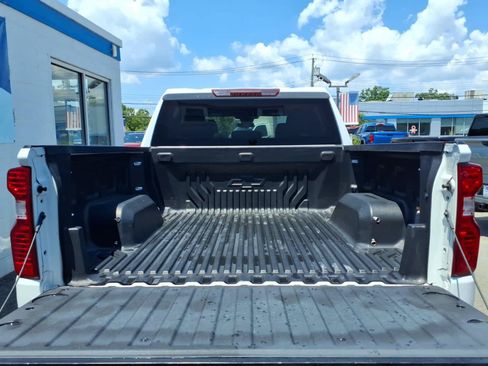 Certified 2023 Chevrolet Silverado 1500 LT AWD/4WD image 19