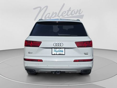 Used 2018 Audi Q7 3.0T Premium Plus w/ Premium Plus Package AWD/4WD image 4