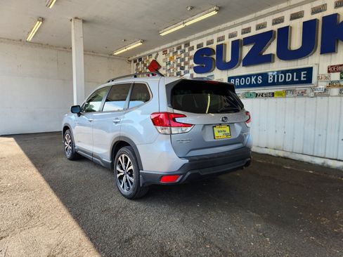 Used 2023 Subaru Forester Limited w/ Popular Package #2 AWD/4WD image 5