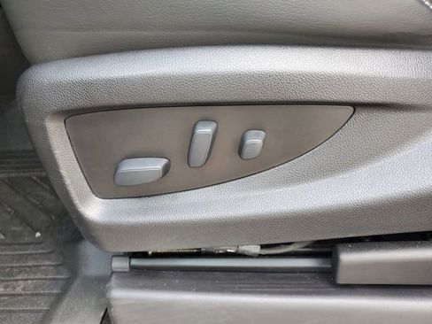 Used 2018 GMC Yukon Denali AWD/4WD image 7