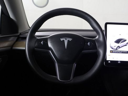 Used 2023 Tesla Model Y Long Range AWD/4WD image 36