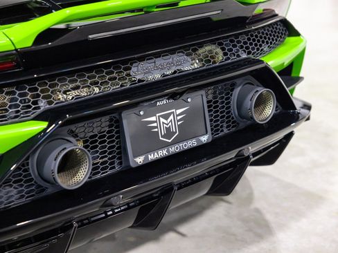 Used 2023 Lamborghini Huracan EVO AWD/4WD image 15