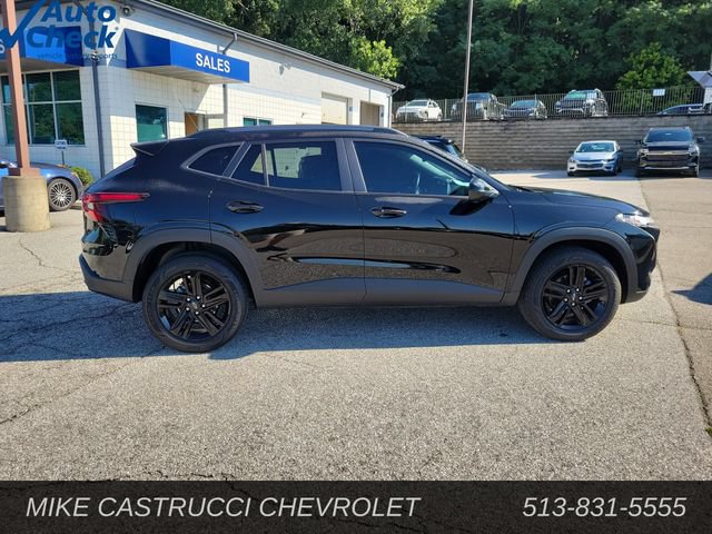 Used 2025 Chevrolet Trax ACTIV w/ Driver Confidence Package FWD image 6