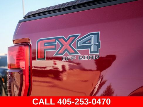 Used 2020 Ford F250 Lariat w/ Lariat Ultimate Package AWD/4WD image 11
