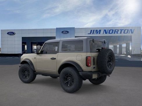New 2026 Ford Bronco Badlands image 4