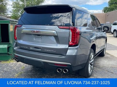 Used 2021 GMC Yukon Denali w/ Denali Premium Package AWD/4WD image 3