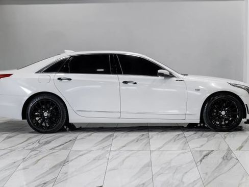 Used 2016 Cadillac CT6 Luxury AWD/4WD image 11