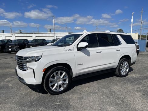 Used 2021 Chevrolet Tahoe High Country w/ Premium Package image 4