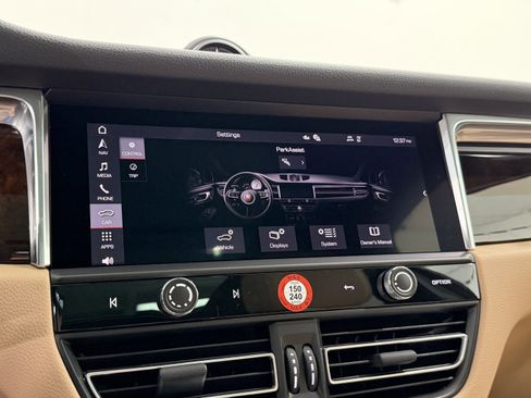 New 2026 Porsche Macan image 44