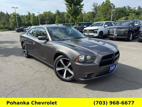 Used 2014 Dodge Charger SXT Plus RWD image 1
