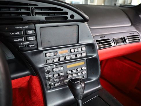 Used 1996 Chevrolet Corvette Coupe image 10